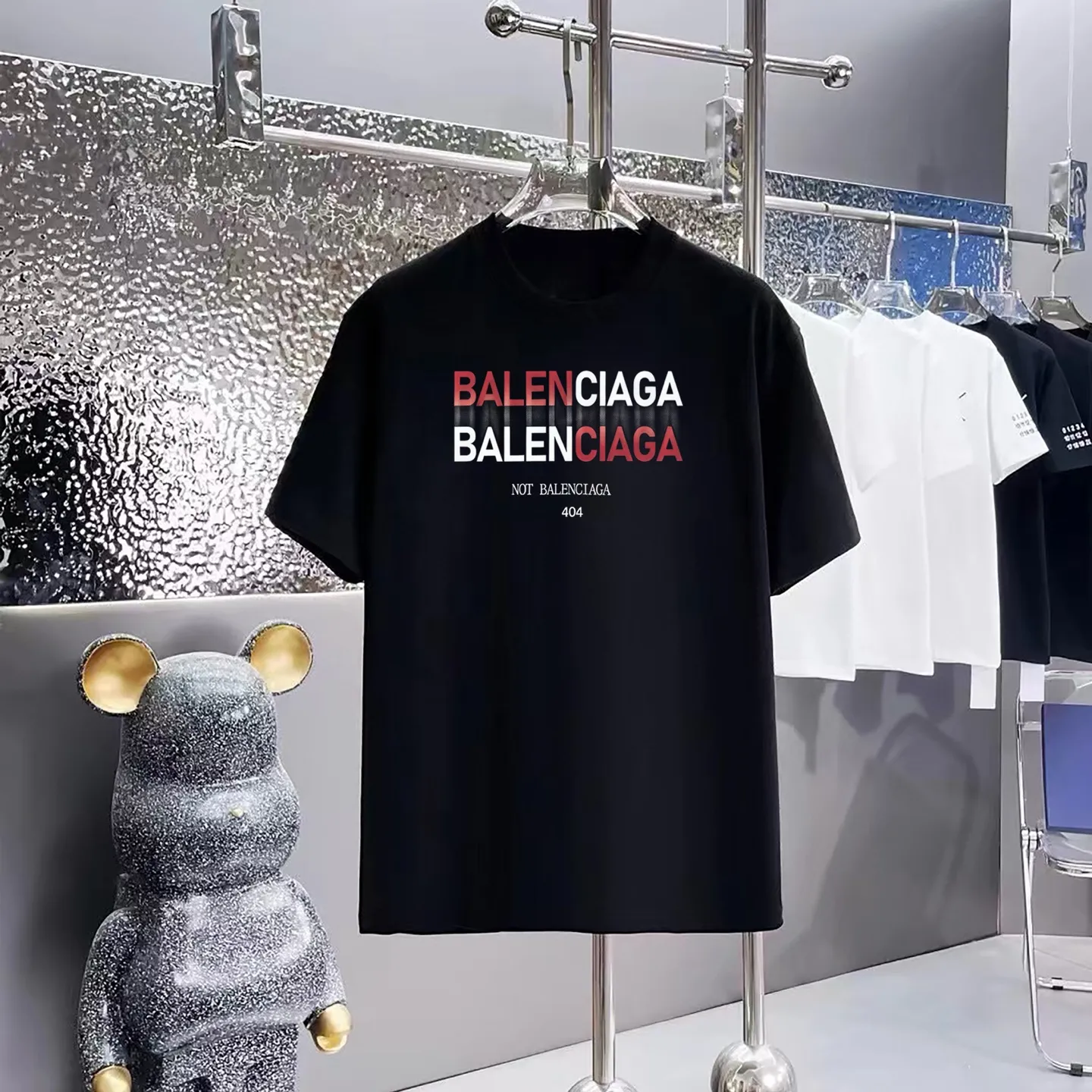 Balenciaga T 1:1 300 1×1 Same Style logo OS 200 ：Black，White， ，Red， Gray Size：XS-L